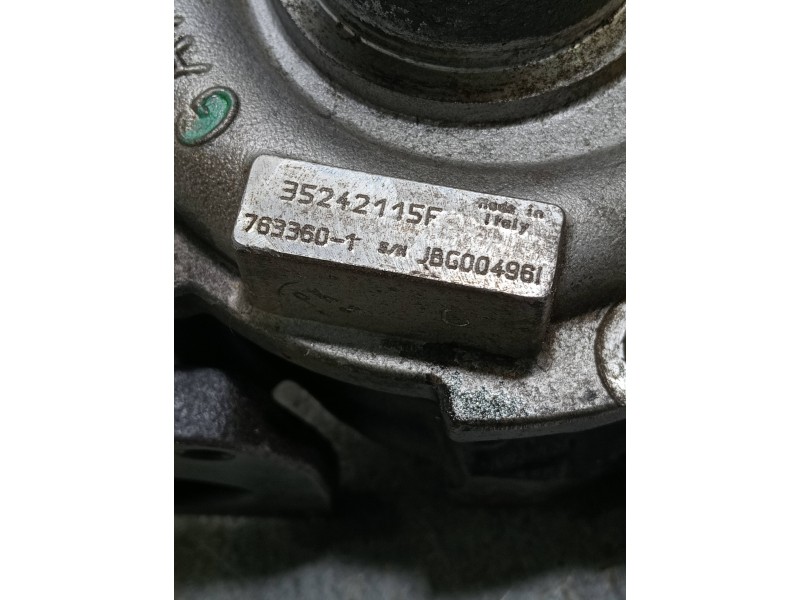 Recambio de turbocompresor para jeep cherokee (kj) referencia OEM IAM 35242115F 7633601 