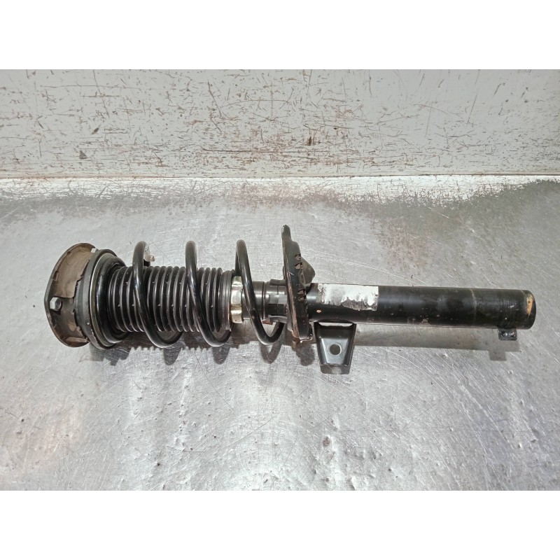Recambio de amortiguador delantero derecho para audi a3 sportback (8ya) s-line referencia OEM IAM 5WA413023A  