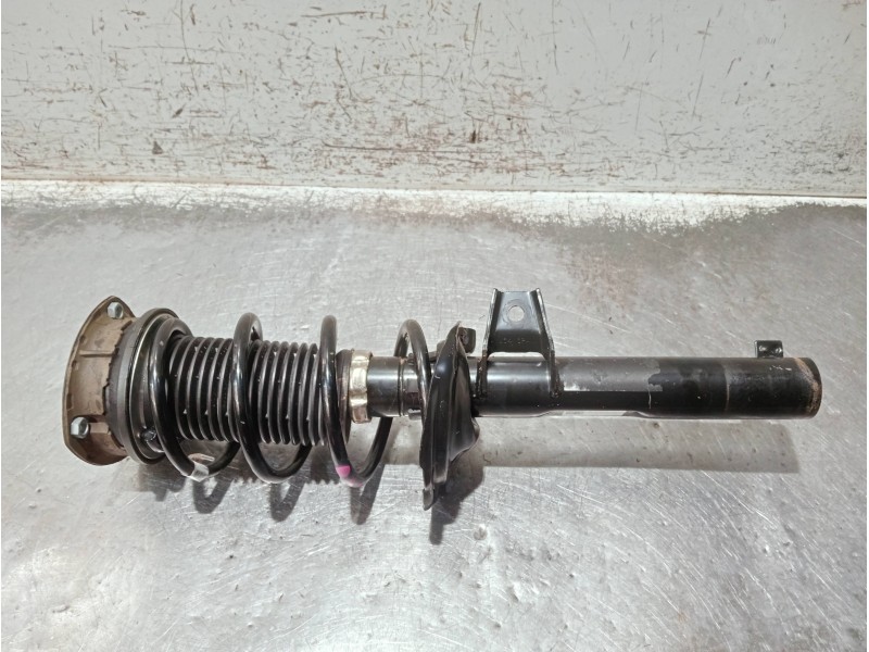 Recambio de amortiguador delantero izquierdo para audi a3 sportback (8ya) s-line referencia OEM IAM 5WA413023A  