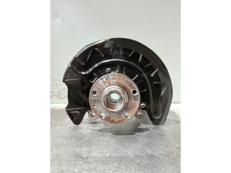 Recambio de mangueta delantera derecha para audi a3 sportback (8ya) s-line referencia OEM IAM 5WA256  