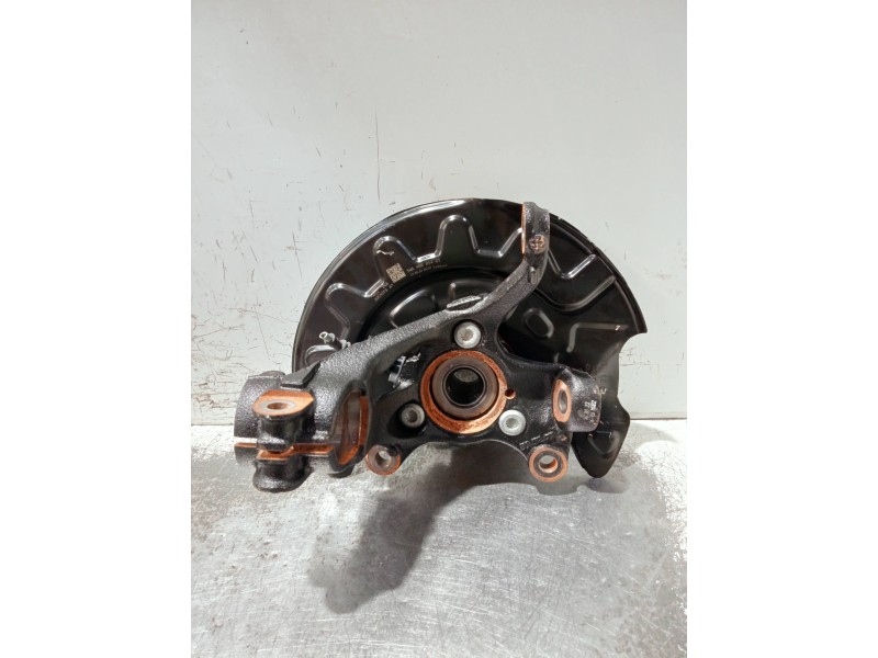 Recambio de mangueta delantera derecha para audi a3 sportback (8ya) s-line referencia OEM IAM 5WA256  