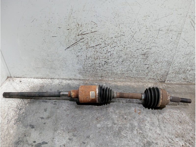 Recambio de transmision delantera derecha para jeep cherokee (kj) referencia OEM IAM P52111780AB  