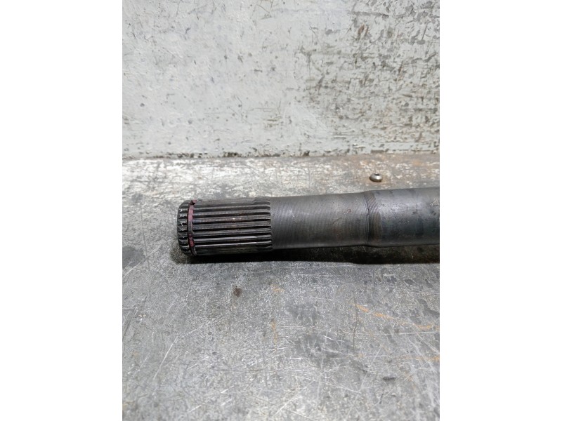 Recambio de transmision delantera derecha para jeep cherokee (kj) referencia OEM IAM P52111780AB  