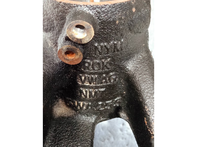 Recambio de mangueta delantera izquierda para audi a3 sportback (8ya) s-line referencia OEM IAM 5WA255  