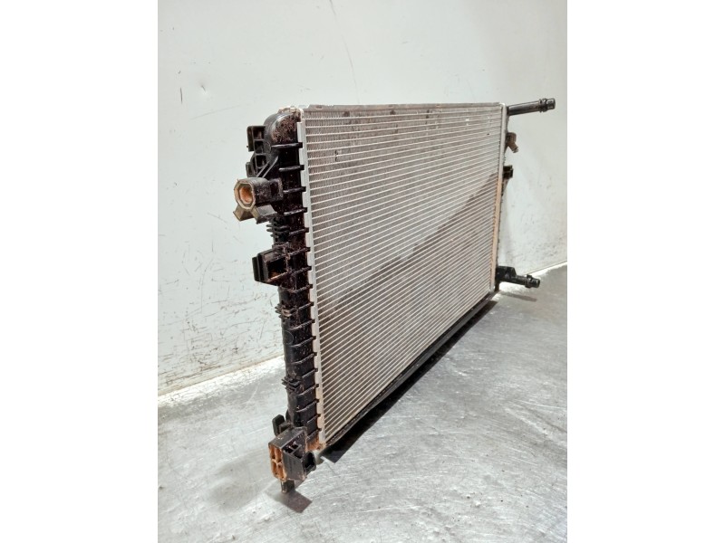 Recambio de radiador agua para audi a3 sportback (8ya) s-line referencia OEM IAM 5Q0121251HS  