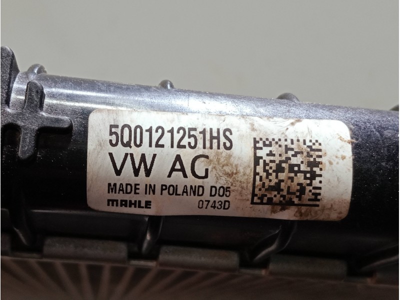 Recambio de radiador agua para audi a3 sportback (8ya) s-line referencia OEM IAM 5Q0121251HS  