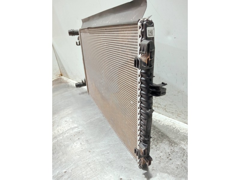 Recambio de radiador agua para audi a3 sportback (8ya) s-line referencia OEM IAM 5WA121251C  