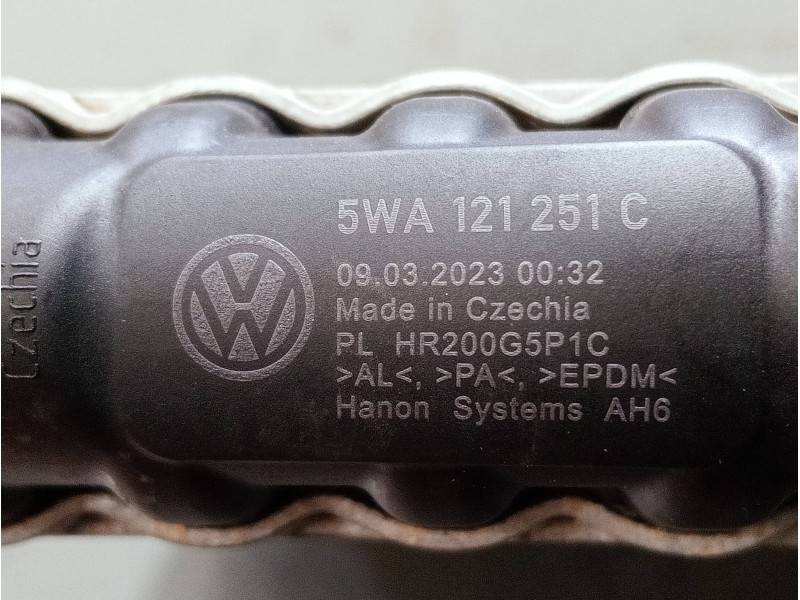 Recambio de radiador agua para audi a3 sportback (8ya) s-line referencia OEM IAM 5WA121251C  