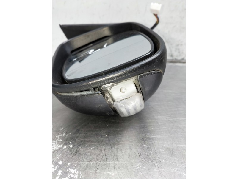 Recambio de retrovisor izquierdo para toyota avensis berlina (t25) referencia OEM IAM CONINTERMITENTE 1 ENCHUFE 9 CABLES VER FOT