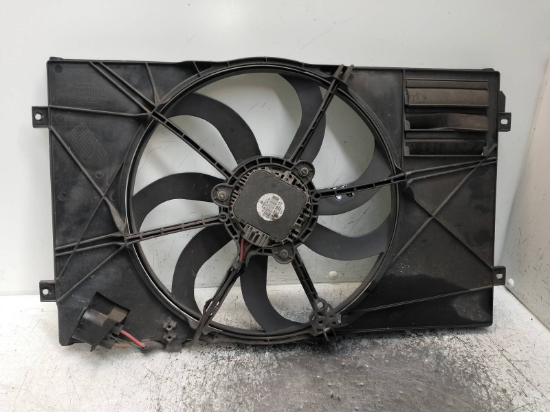 Recambio de electroventilador para volkswagen caddy ka/kb (2k) referencia OEM IAM 1K0121205AA 1K0121207AS 