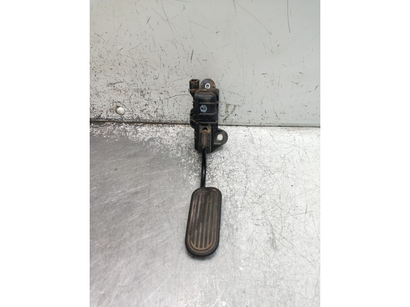 Recambio de potenciometro pedal para toyota hilux (kun) referencia OEM IAM 781200K010 VN198800 