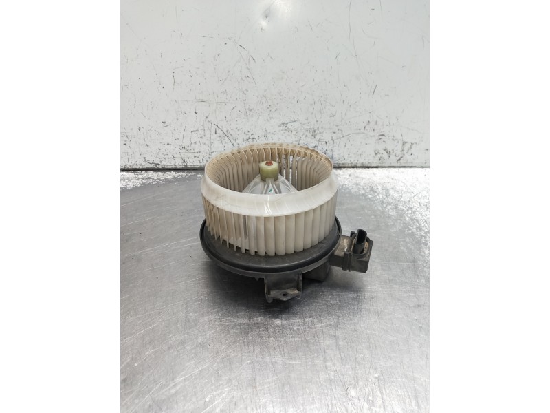 Recambio de motor calefaccion para toyota hilux (kun) referencia OEM IAM   