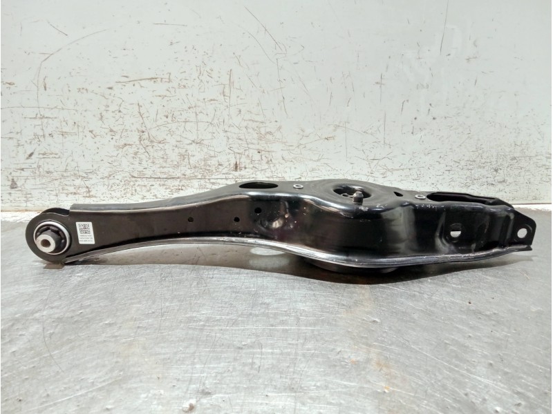 Recambio de brazo suspension inferior trasero derecho para audi a3 sportback (8ya) s-line referencia OEM IAM 5WA505311A  