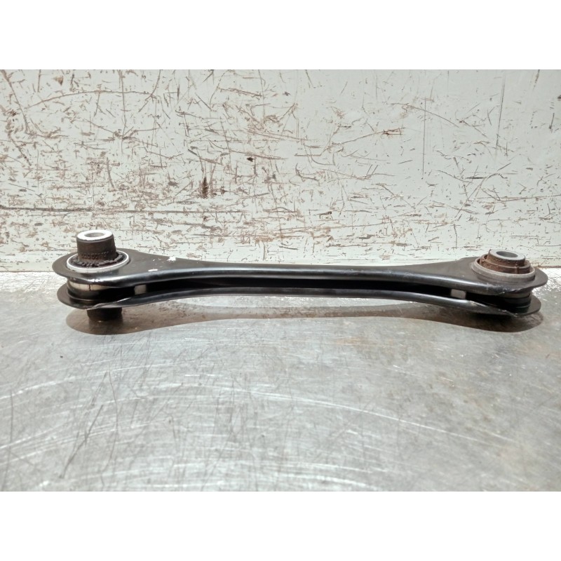 Recambio de brazo suspension superior trasero derecho para audi a3 sportback (8ya) s-line referencia OEM IAM 5Q0501529G  