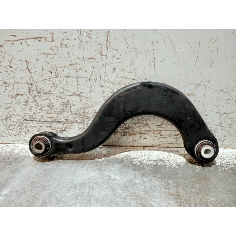 Recambio de brazo suspension superior trasero izquierdo para audi a3 sportback (8ya) s-line referencia OEM IAM 5Q0505323D  