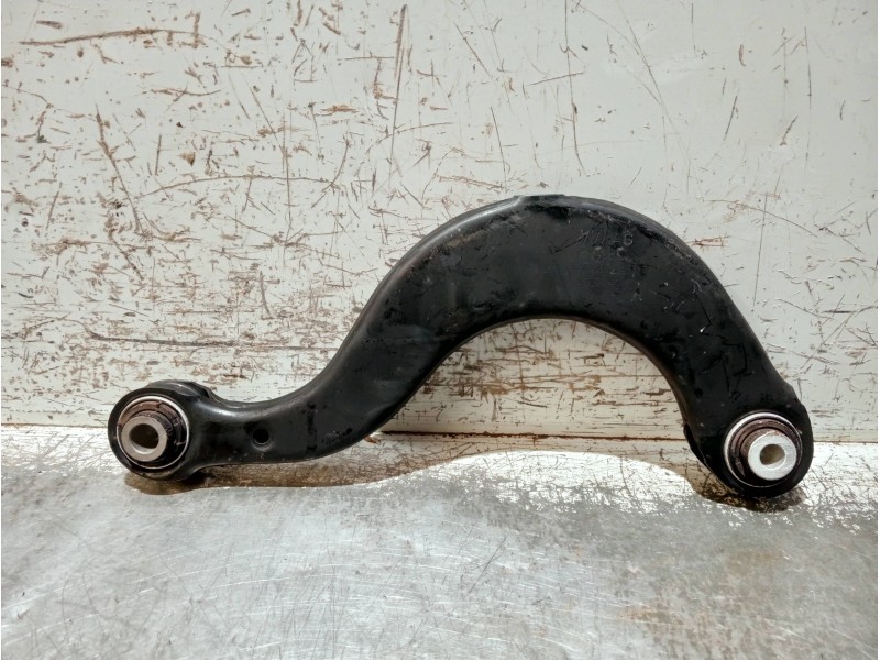 Recambio de brazo suspension superior trasero izquierdo para audi a3 sportback (8ya) s-line referencia OEM IAM 5Q0505323D  