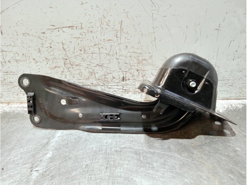 Recambio de brazo suspension inferior trasero izquierdo para audi a3 sportback (8ya) s-line referencia OEM IAM 5Q0505225C  