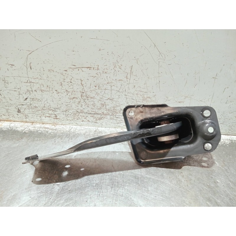 Recambio de brazo suspension inferior trasero izquierdo para audi a3 sportback (8ya) s-line referencia OEM IAM 5Q0505225C  