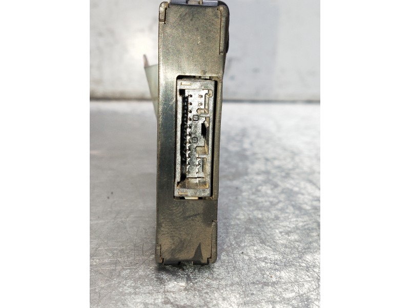 Recambio de modulo electronico para toyota hilux (kun) referencia OEM IAM   