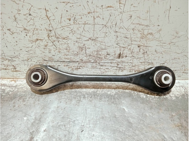 Recambio de brazo suspension superior trasero izquierdo para audi a3 sportback (8ya) s-line referencia OEM IAM 5Q0501529G  