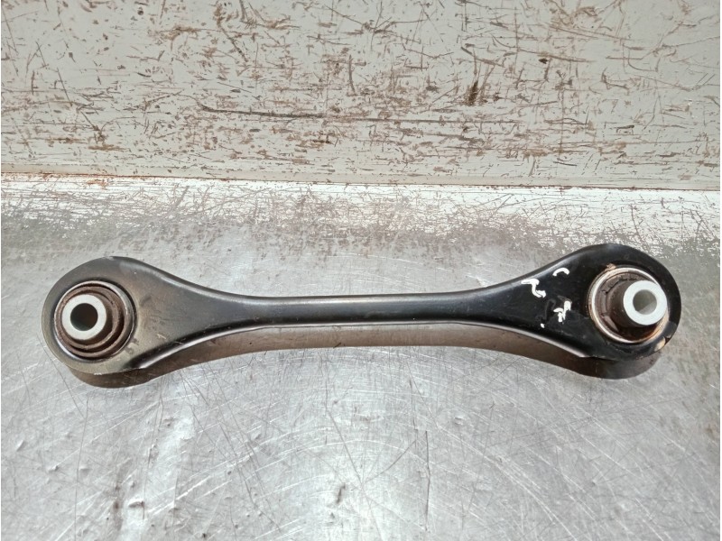 Recambio de brazo suspension superior trasero izquierdo para audi a3 sportback (8ya) s-line referencia OEM IAM 5Q0501529G  