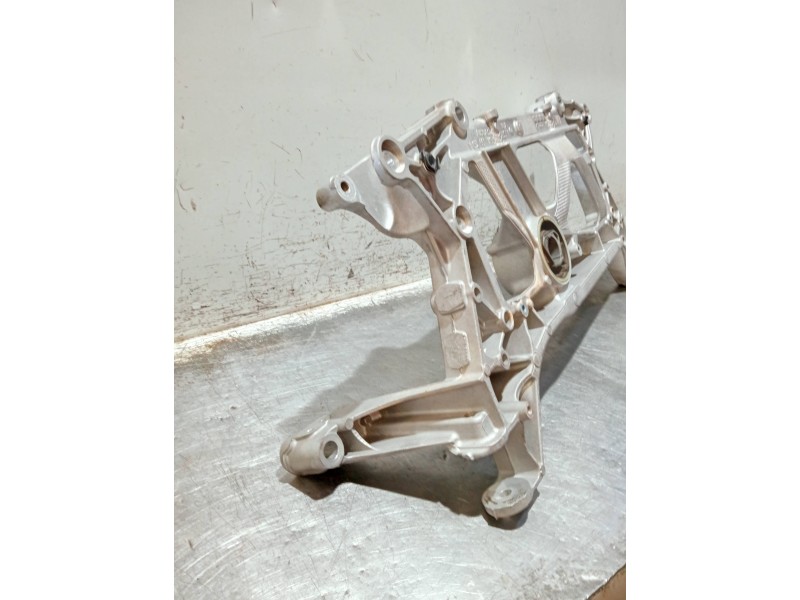 Recambio de puente delantero para audi a3 sportback (8ya) s-line referencia OEM IAM 5WA199369A  CUNA