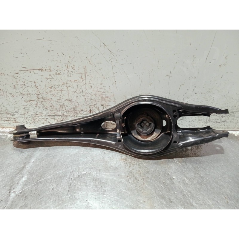 Recambio de brazo suspension inferior trasero derecho para audi a3 sportback (8ya) s-line referencia OEM IAM 5WA505311A  