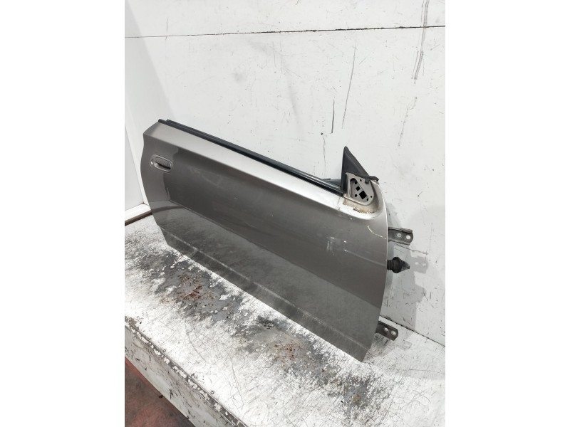 Recambio de puerta delantera derecha para toyota celica (t23) referencia OEM IAM   3P