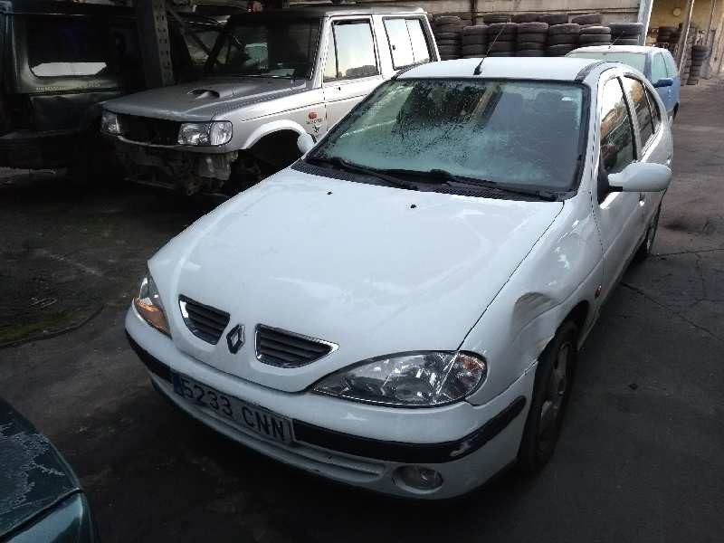 renault megane i fase 2 berlina (ba0) del año 2000
