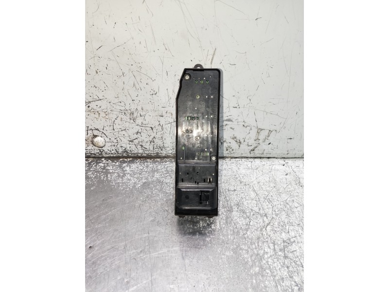 Recambio de mando elevalunas delantero izquierdo para toyota hilux (kun) referencia OEM IAM 4561Y1N  4P