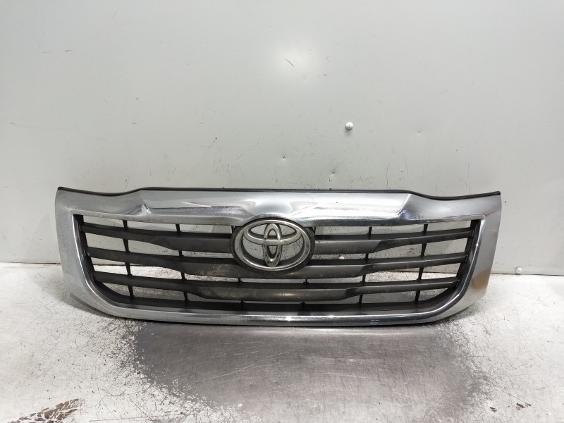 Recambio de rejilla delantera para toyota hilux (kun) referencia OEM IAM   