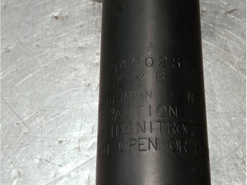 Recambio de amortiguador delantero derecho para alfa romeo gt (125) referencia OEM IAM 340025  