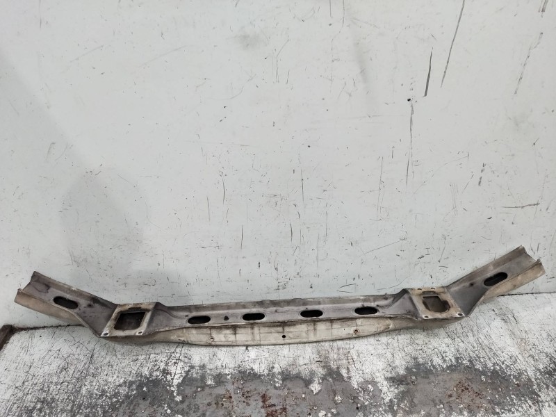 Recambio de refuerzo paragolpes delantero para volkswagen crafter combi (2e) referencia OEM IAM   