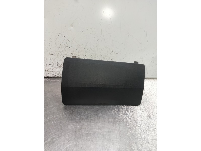 Recambio de kit airbag para toyota hilux (kun) referencia OEM IAM 891700K141  