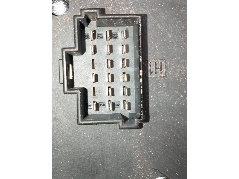 Recambio de caja reles / fusibles para volkswagen crafter combi (2e) referencia OEM IAM A9065450401  