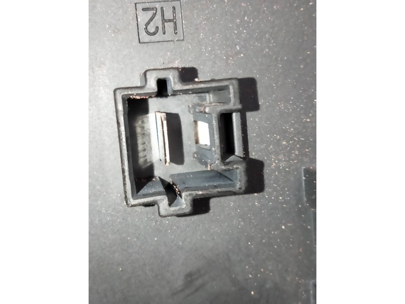 Recambio de caja reles / fusibles para volkswagen crafter combi (2e) referencia OEM IAM A9065450401  