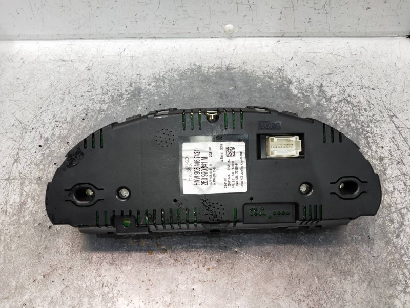 Recambio de cuadro instrumentos para volkswagen crafter combi (2e) referencia OEM IAM 2E0920841M  