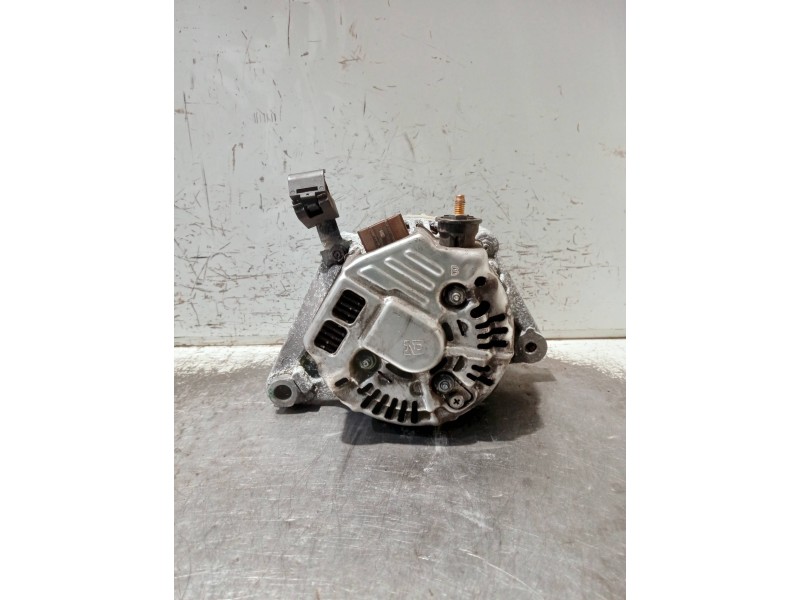 Recambio de alternador para toyota celica (t23) referencia OEM IAM 2706022030 1022111910 