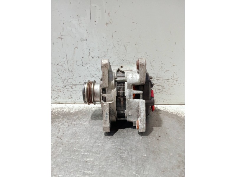 Recambio de alternador para dacia sandero podium referencia OEM IAM 231008386R F000BL0457 