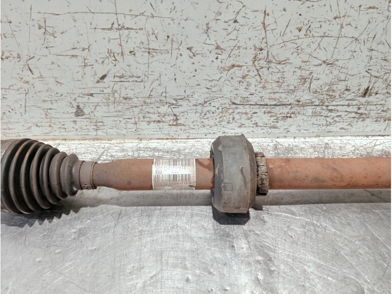 Recambio de transmision delantera derecha para dacia sandero podium referencia OEM IAM 391004298R BJ79LBC262 