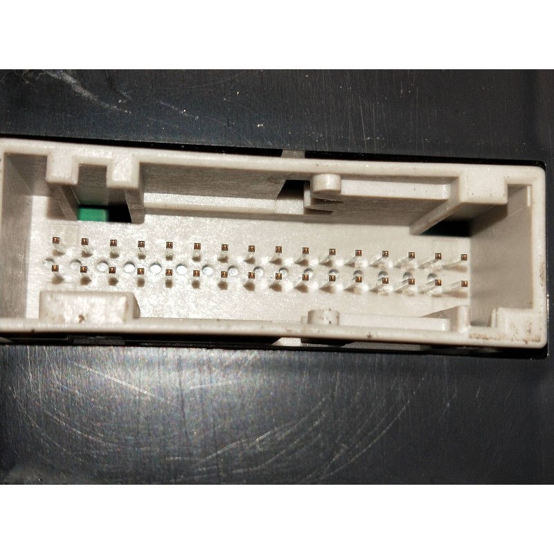 Recambio de cuadro instrumentos para audi a6 avant (4f5) referencia OEM IAM 5550007301  