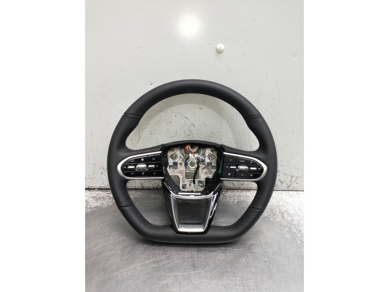 Recambio de volante para omoda omoda5 referencia OEM IAM 404000527AA  