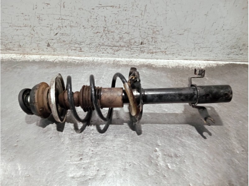 Recambio de amortiguador delantero derecho para dacia sandero podium referencia OEM IAM 543022905  