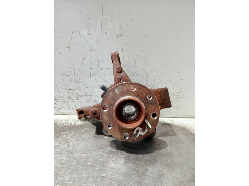 Recambio de mangueta delantera izquierda para dacia sandero podium referencia OEM IAM   