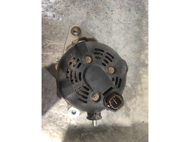 Recambio de alternador para hyundai santa fe (dm) tecno 4wd referencia OEM IAM 1042101060 373002F200 