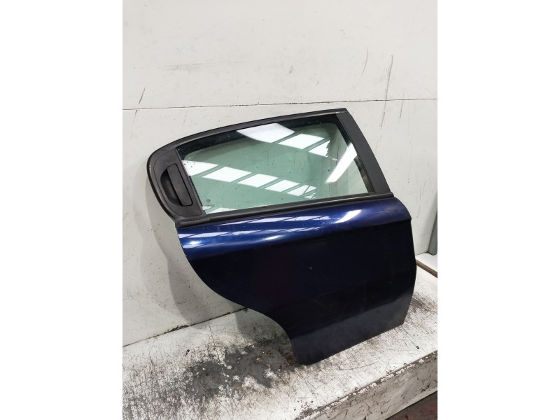 Recambio de puerta trasera derecha para alfa romeo 147 (190) referencia OEM IAM   5P