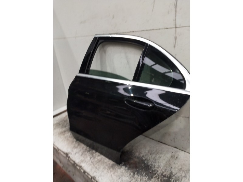 Recambio de puerta trasera izquierda para mercedes clase c (w205) lim. referencia OEM IAM   4P
