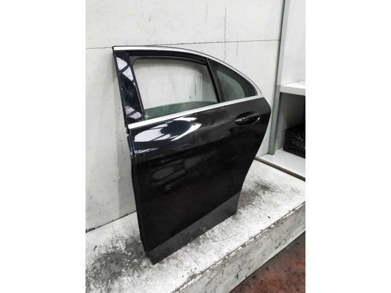 Recambio de puerta trasera izquierda para mercedes clase c (w205) lim. referencia OEM IAM   4P
