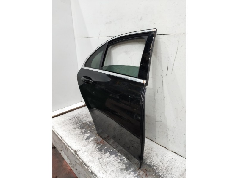 Recambio de puerta trasera derecha para mercedes clase c (w205) lim. referencia OEM IAM   4P