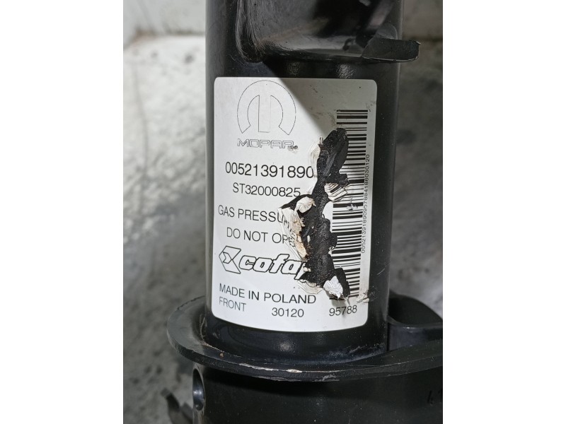 Recambio de amortiguador delantero derecho para jeep renegade limited referencia OEM IAM 00521391890 ST32000825 